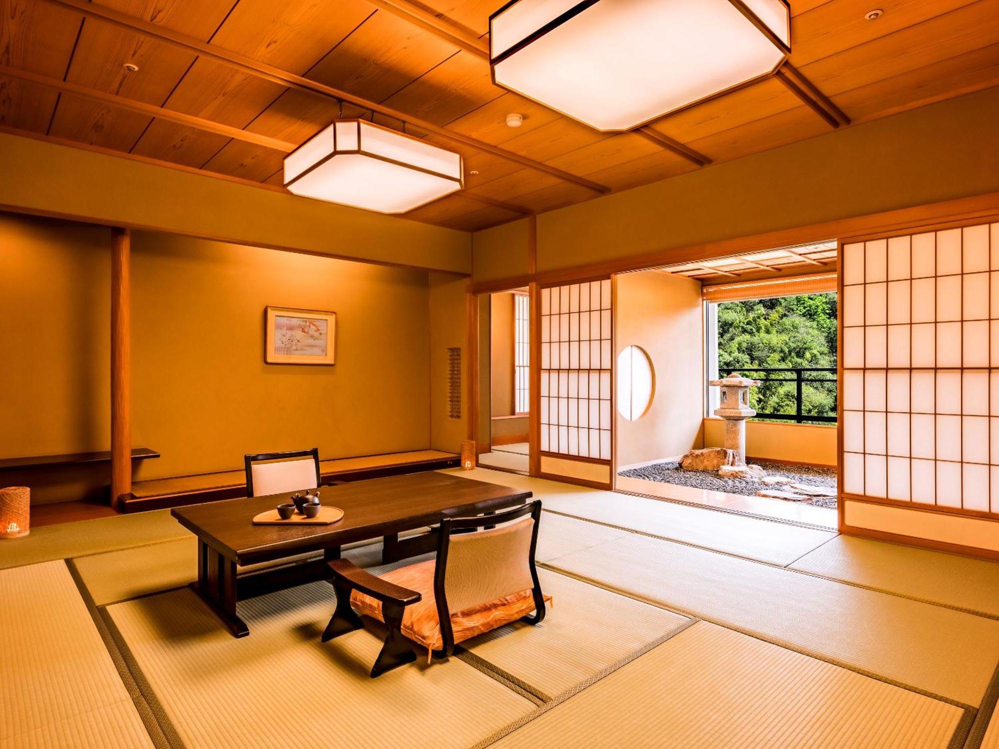 Ooedo Onsen Monogatari Premium Saiki Bekkan Misasa المظهر الخارجي الصورة