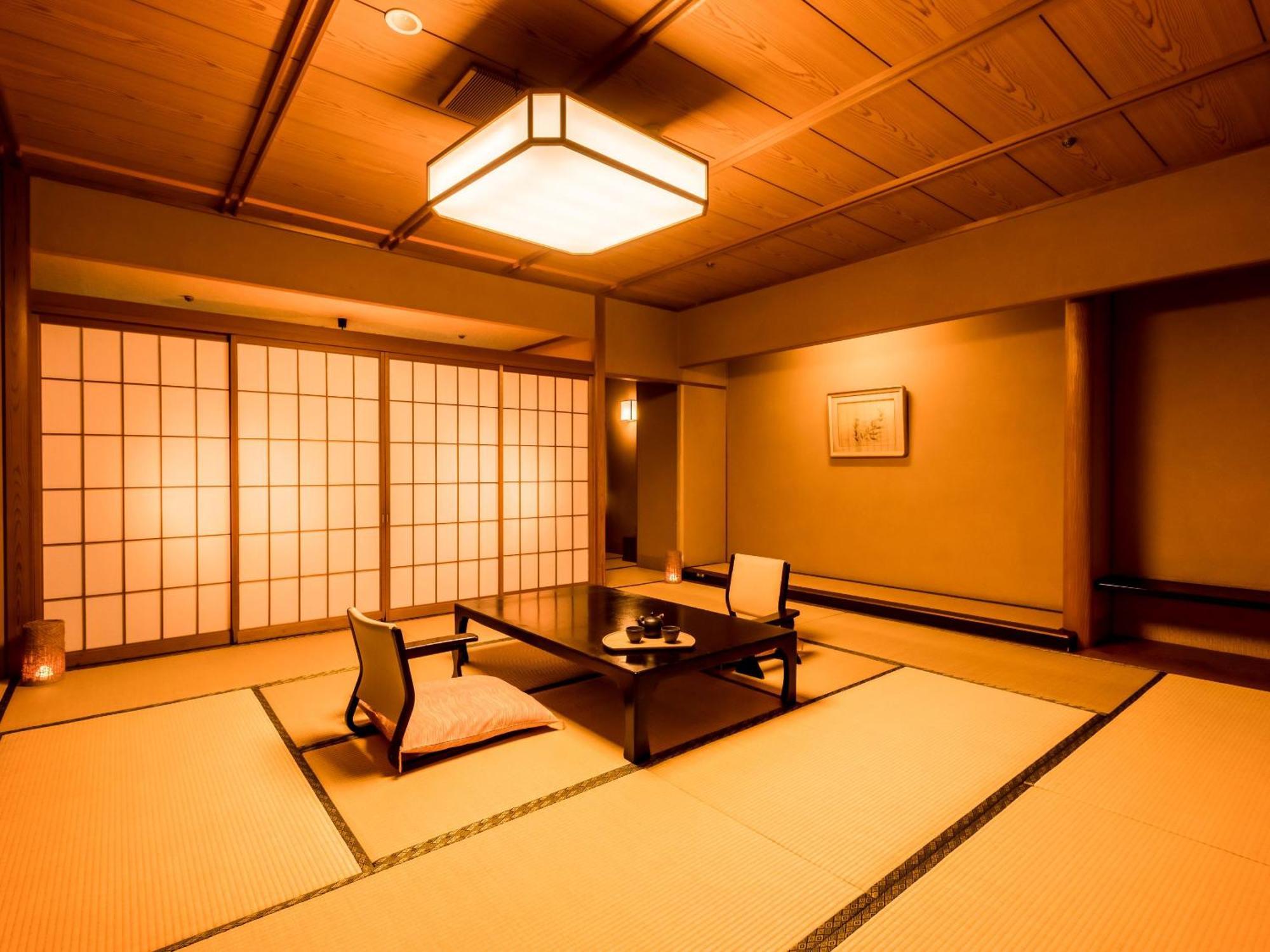 Ooedo Onsen Monogatari Premium Saiki Bekkan Misasa الغرفة الصورة